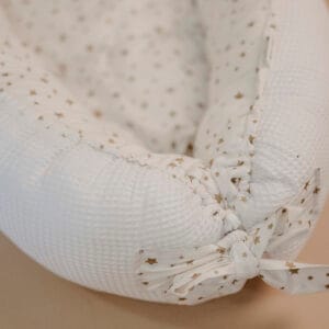 Gnijezdo za bebe - zlatne zvijezdice